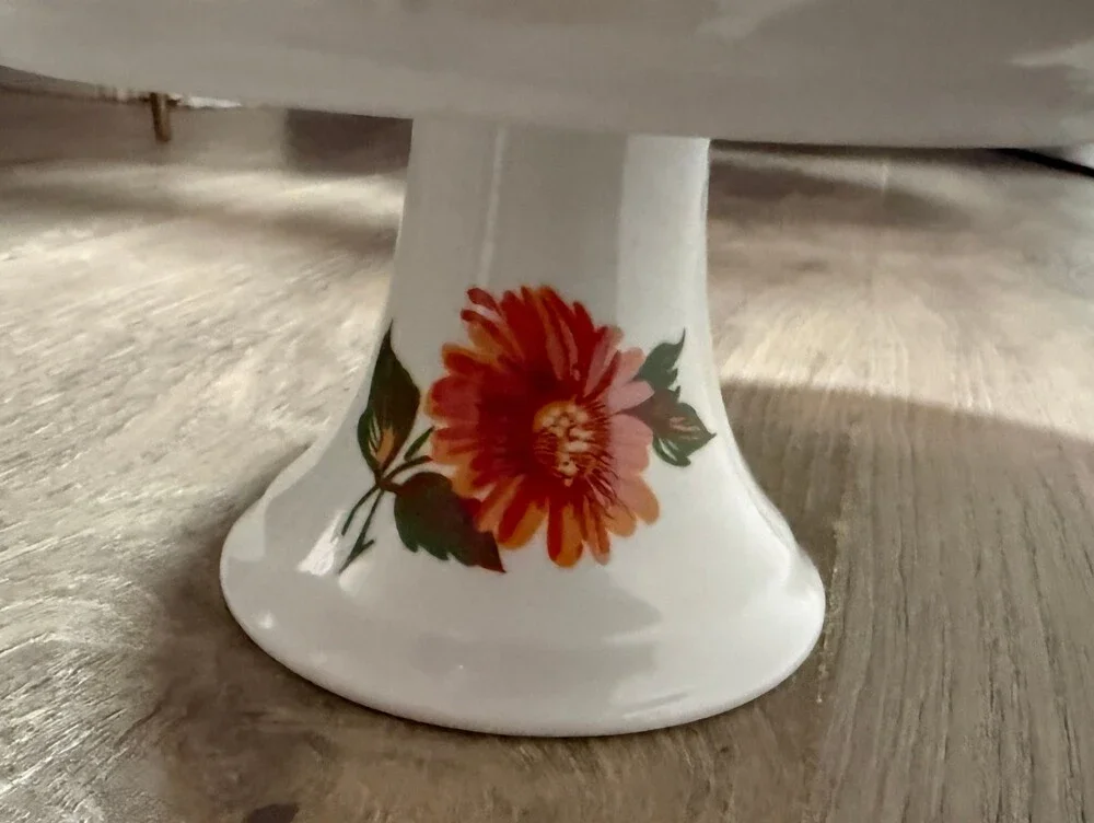 Naaman Porcelain Pedestal Cake Stand Floral Pattern Vintage Style Israel 9